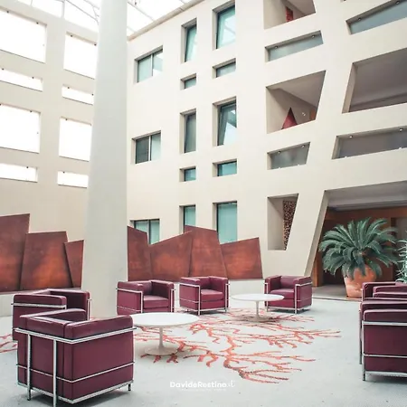 Minzoni Sul Mare E 130 Mt Dal Centro