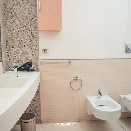 Minzoni Sul Mare E 130 Mt Dal Centro * Gallipolli