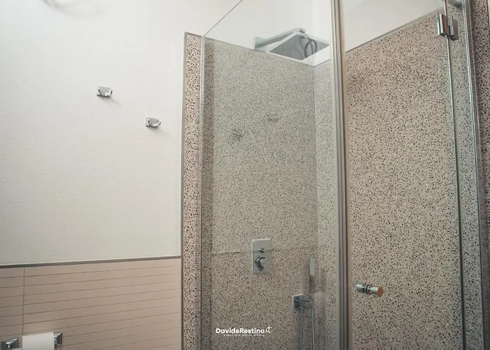 Minzoni Sul Mare E 130 Mt Dal Centro *